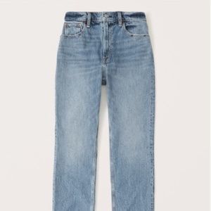 Abercrombie Curve Love Ultra High Rise Jeans (size 29)